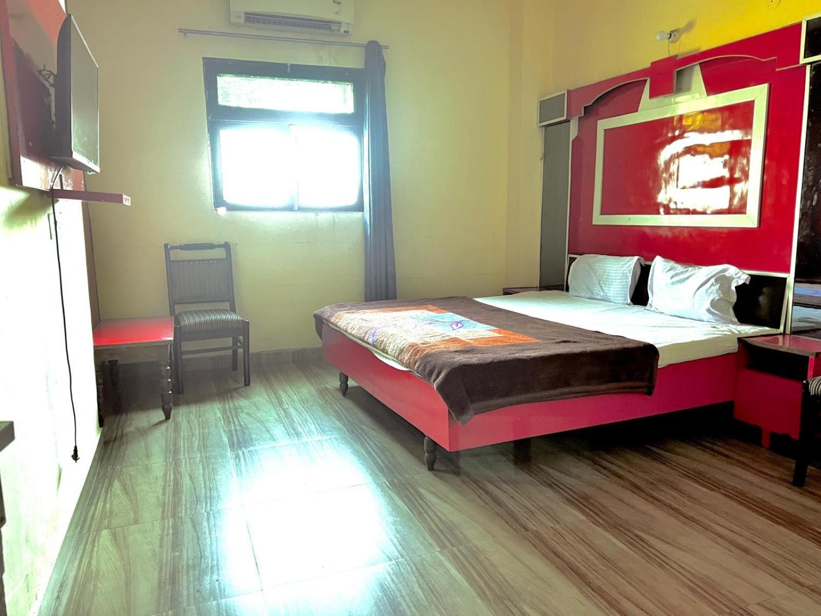 Hotel Skylark Amritsar Exterior foto