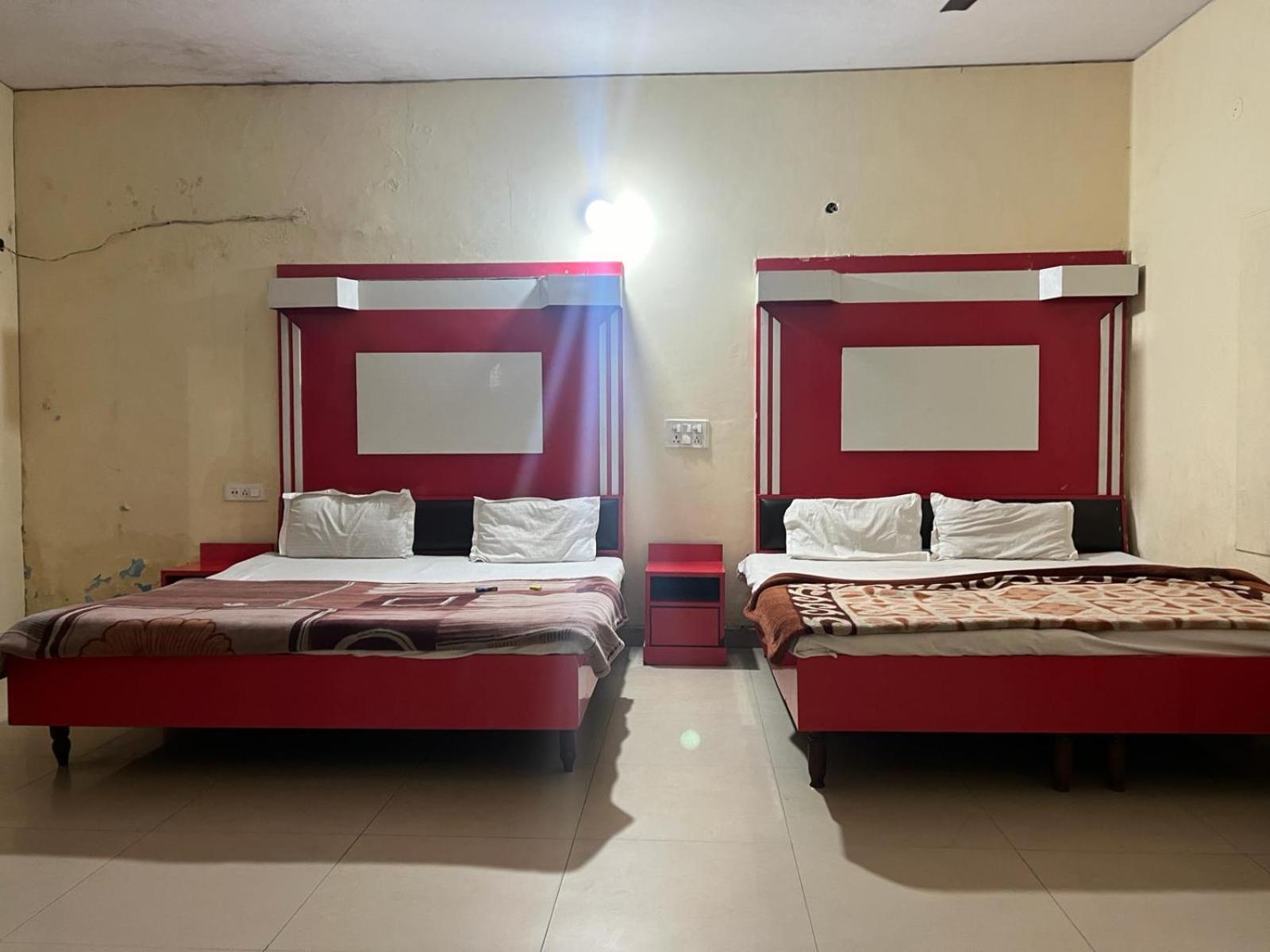 Hotel Skylark Amritsar Exterior foto